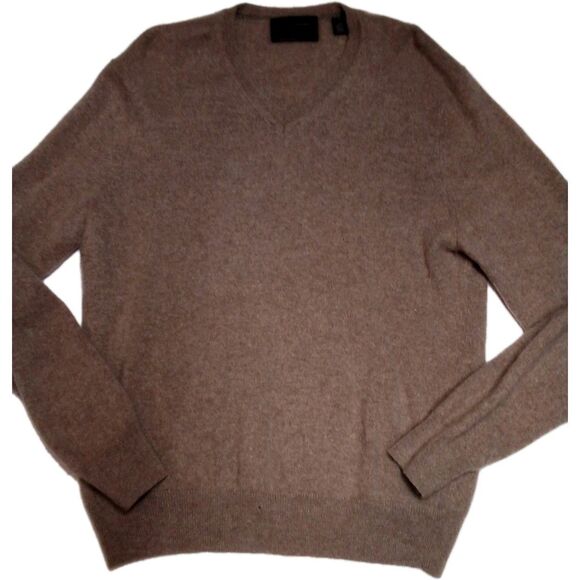 Women's Black Brown Brand Cashmere Sweater Light Tan Color Size Lrg Small Holes - Picture 1 of 13